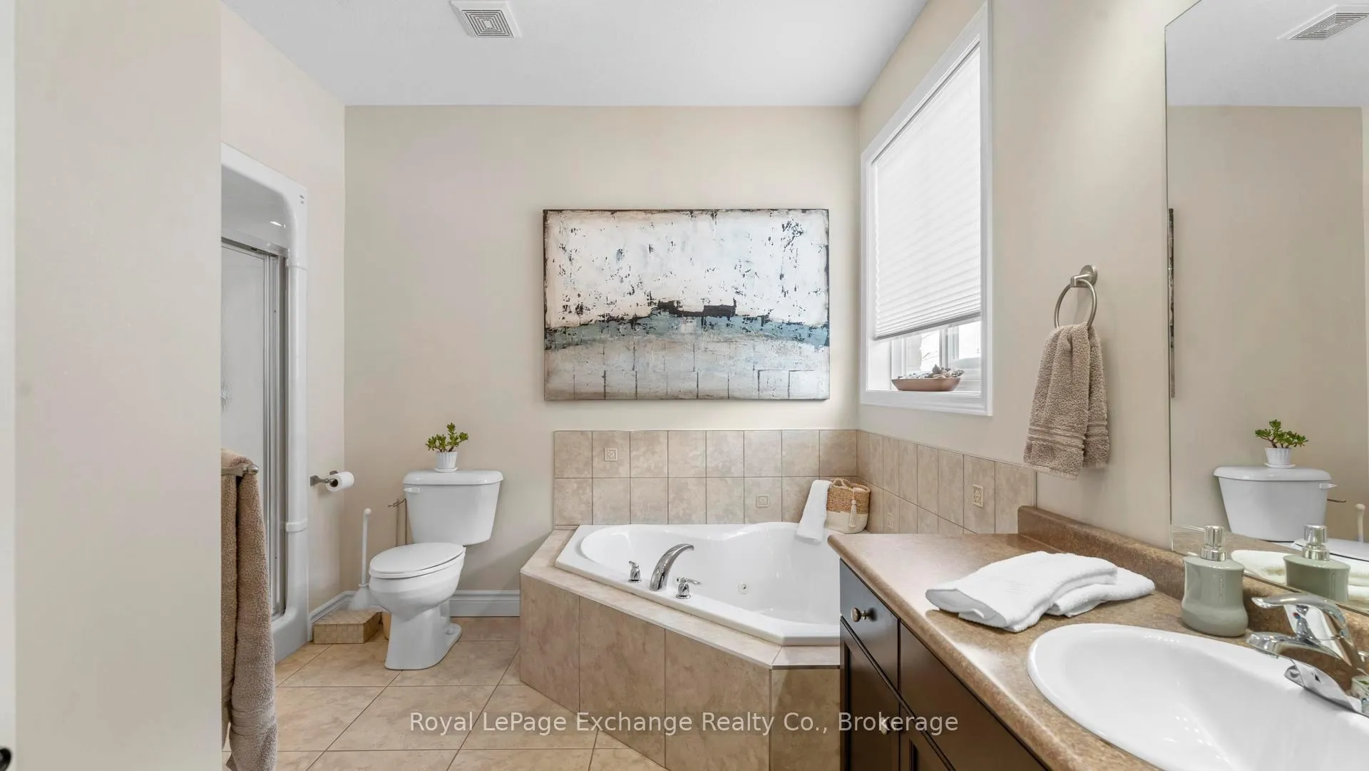 Photo 27 of 311 Wieck Boulevard, Kincardine — HOMEH