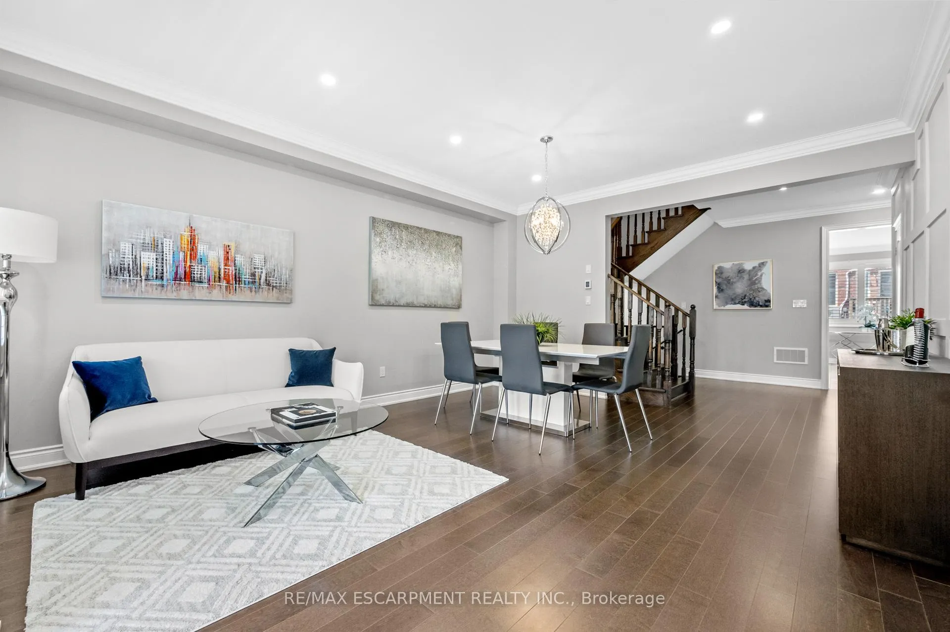 Photo 6 of 107 Avanti Crescent, Hamilton, Waterdown — HOMEH