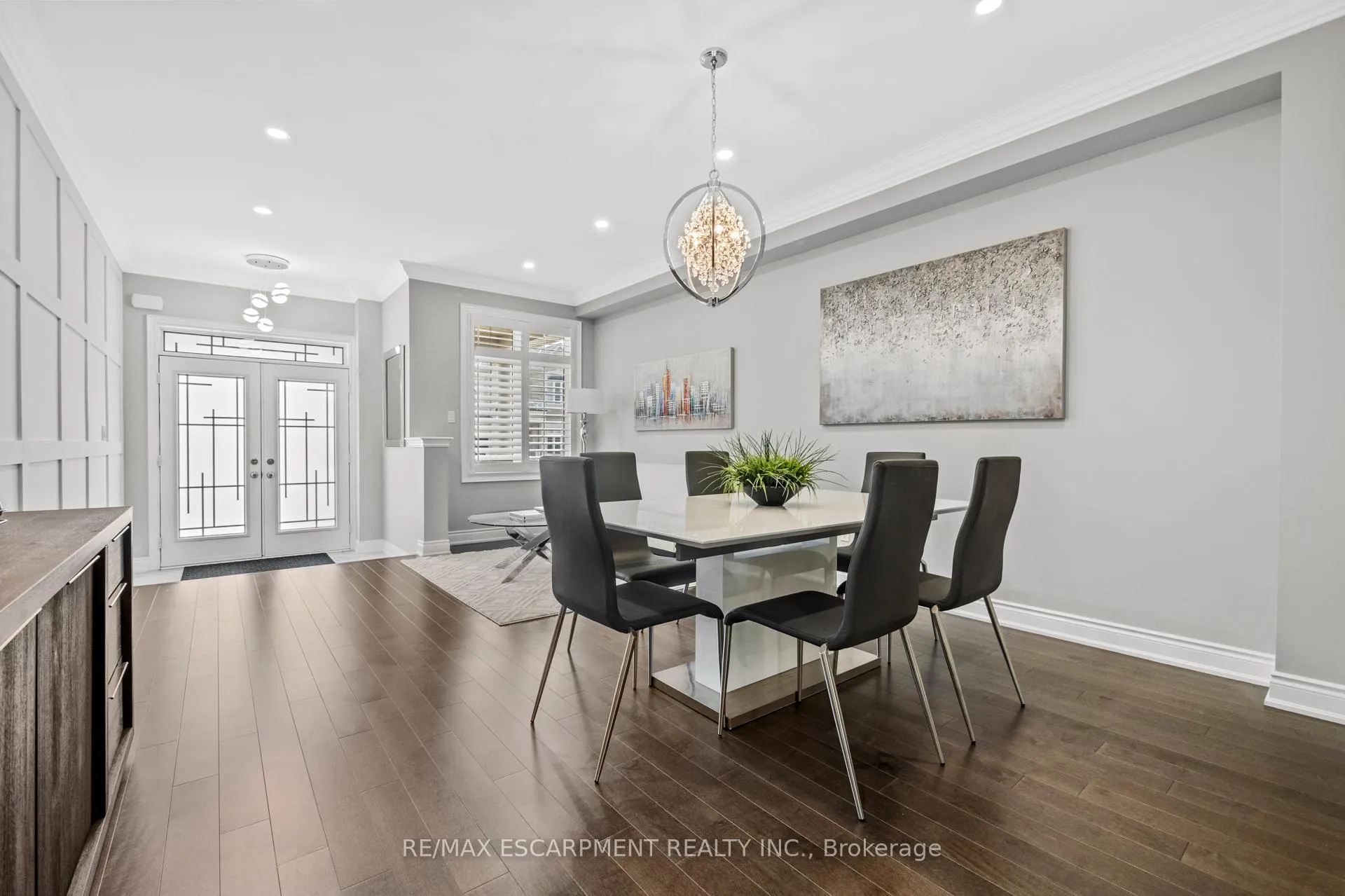 Photo 9 of 107 Avanti Crescent, Hamilton, Waterdown — HOMEH