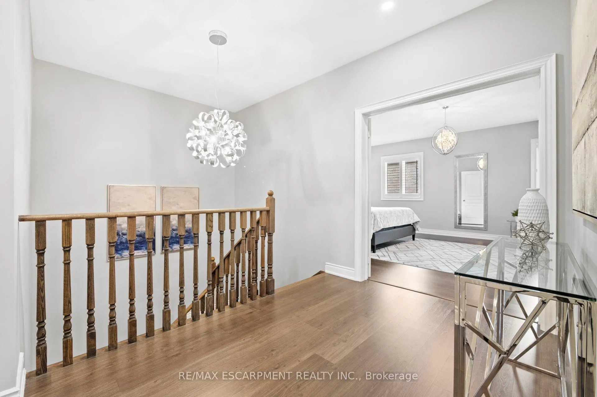 Photo 25 of 107 Avanti Crescent, Hamilton, Waterdown — HOMEH