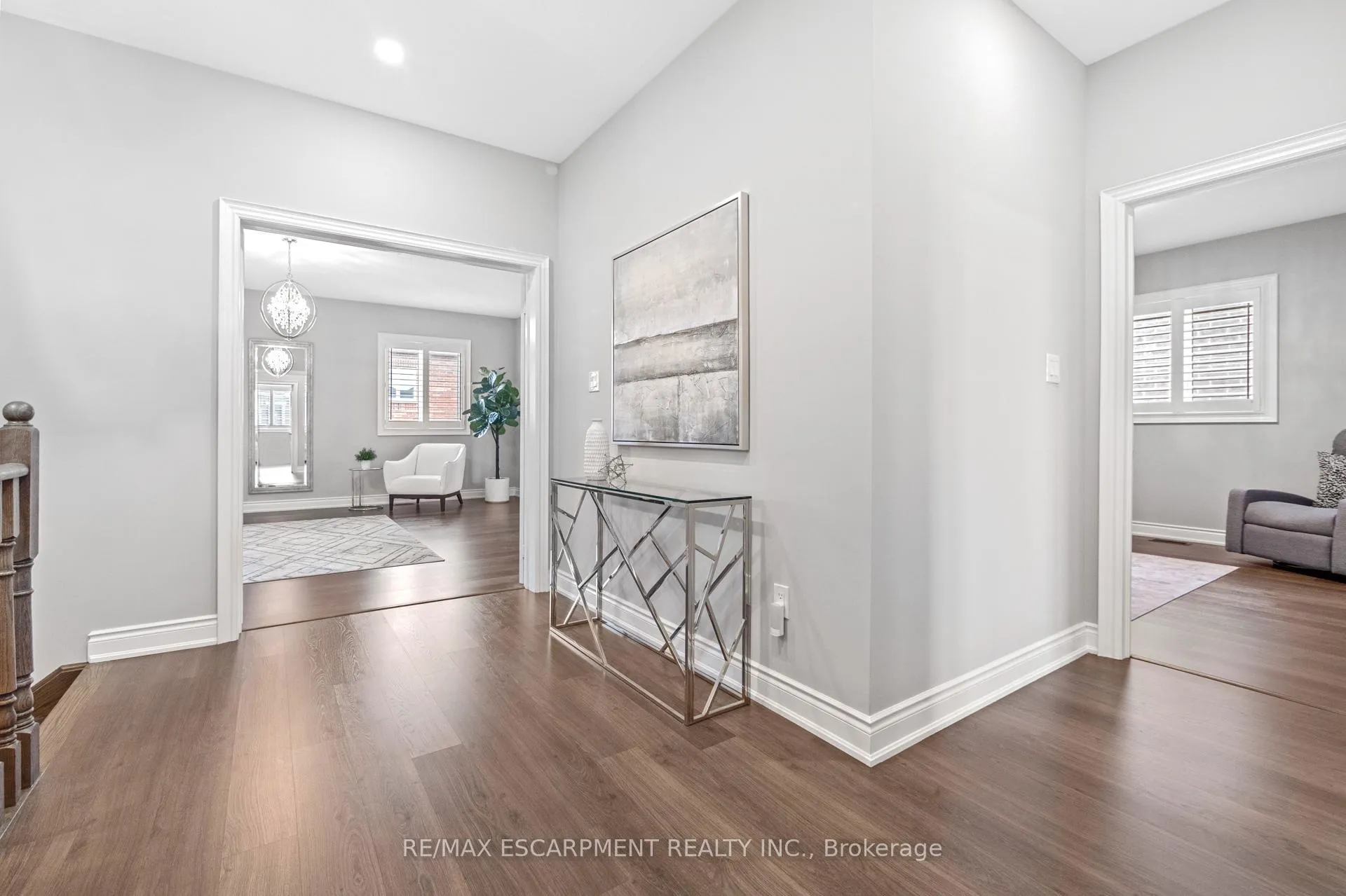Photo 26 of 107 Avanti Crescent, Hamilton, Waterdown — HOMEH