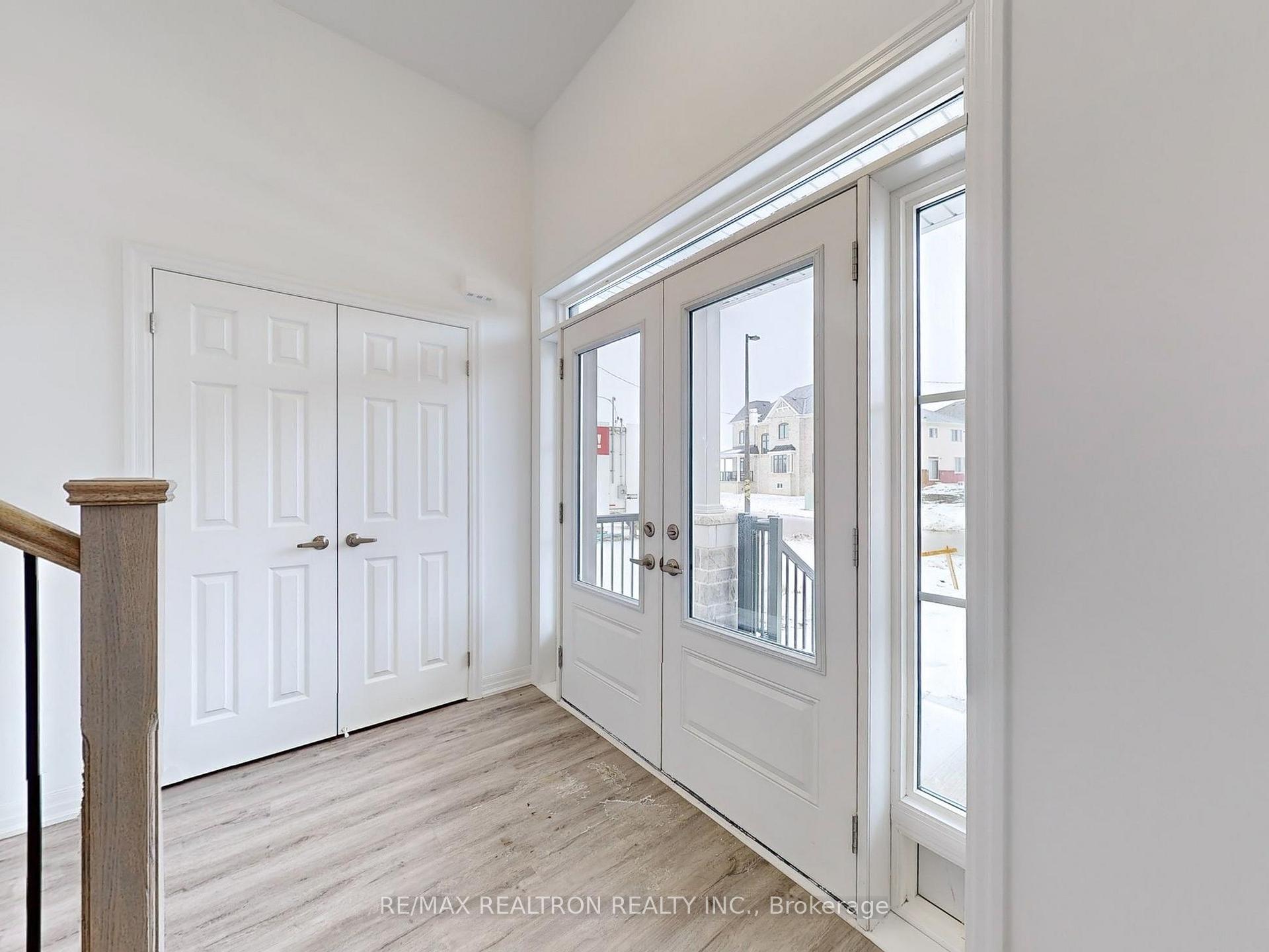 Photo 21 of 41 Donald Ingram Crescent, Georgina, Keswick North — HOMEH