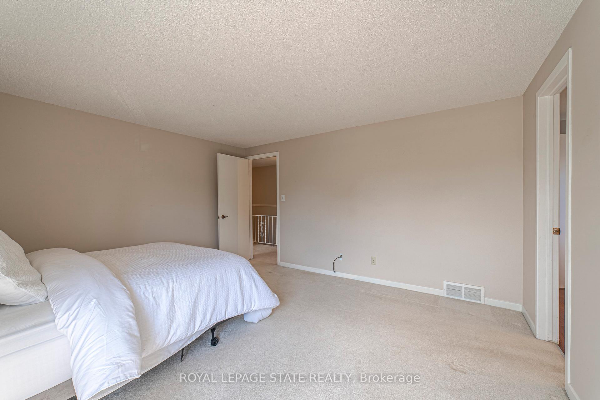 Photo 26 of 929 Daryl Drive, Burlington, Bayview — HOMEH
