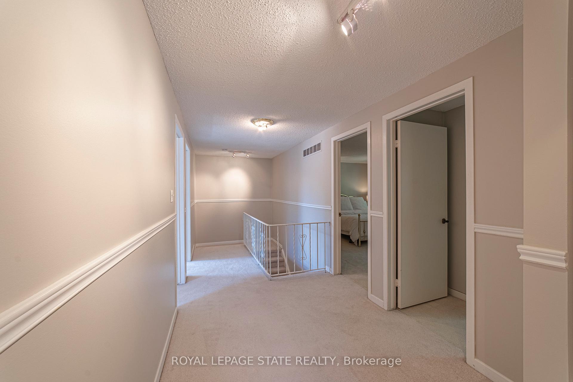 Photo 31 of 929 Daryl Drive, Burlington, Bayview — HOMEH