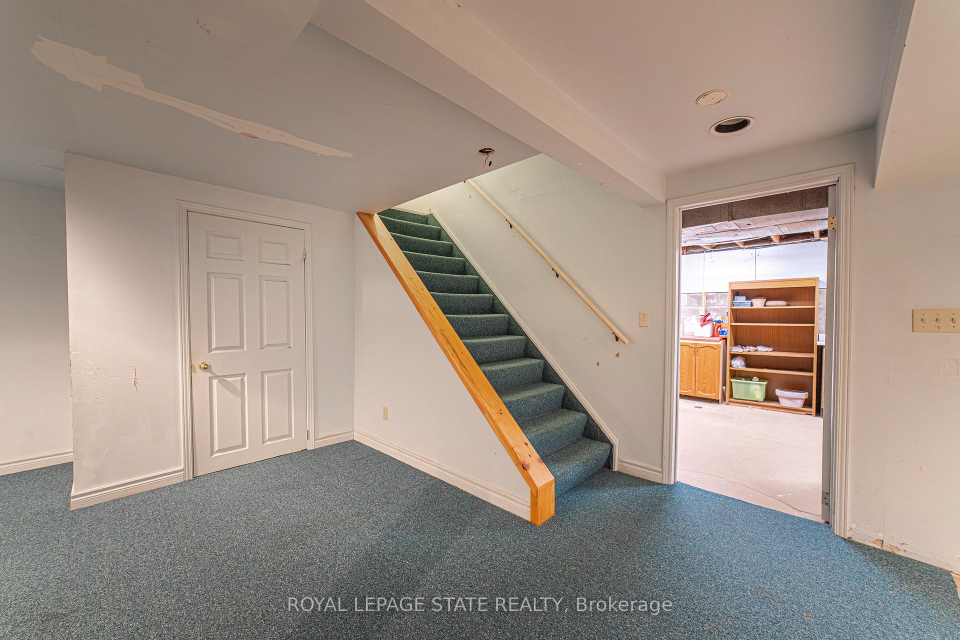 Photo 35 of 929 Daryl Drive, Burlington, Bayview — HOMEH