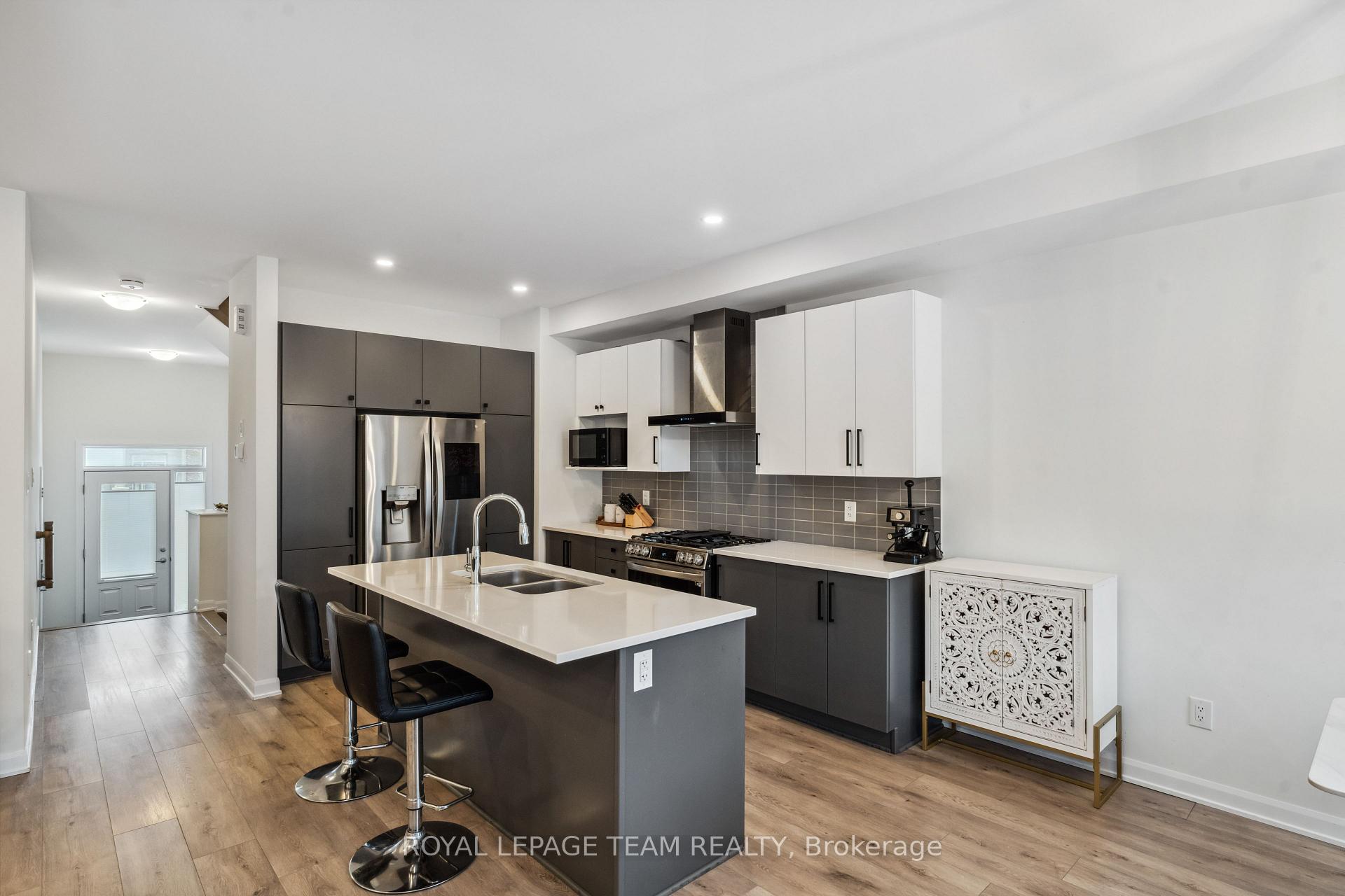 Photo 12 of 141 Maynooth Court, Ottawa, Barrhaven - Half Moon Bay — HOMEH