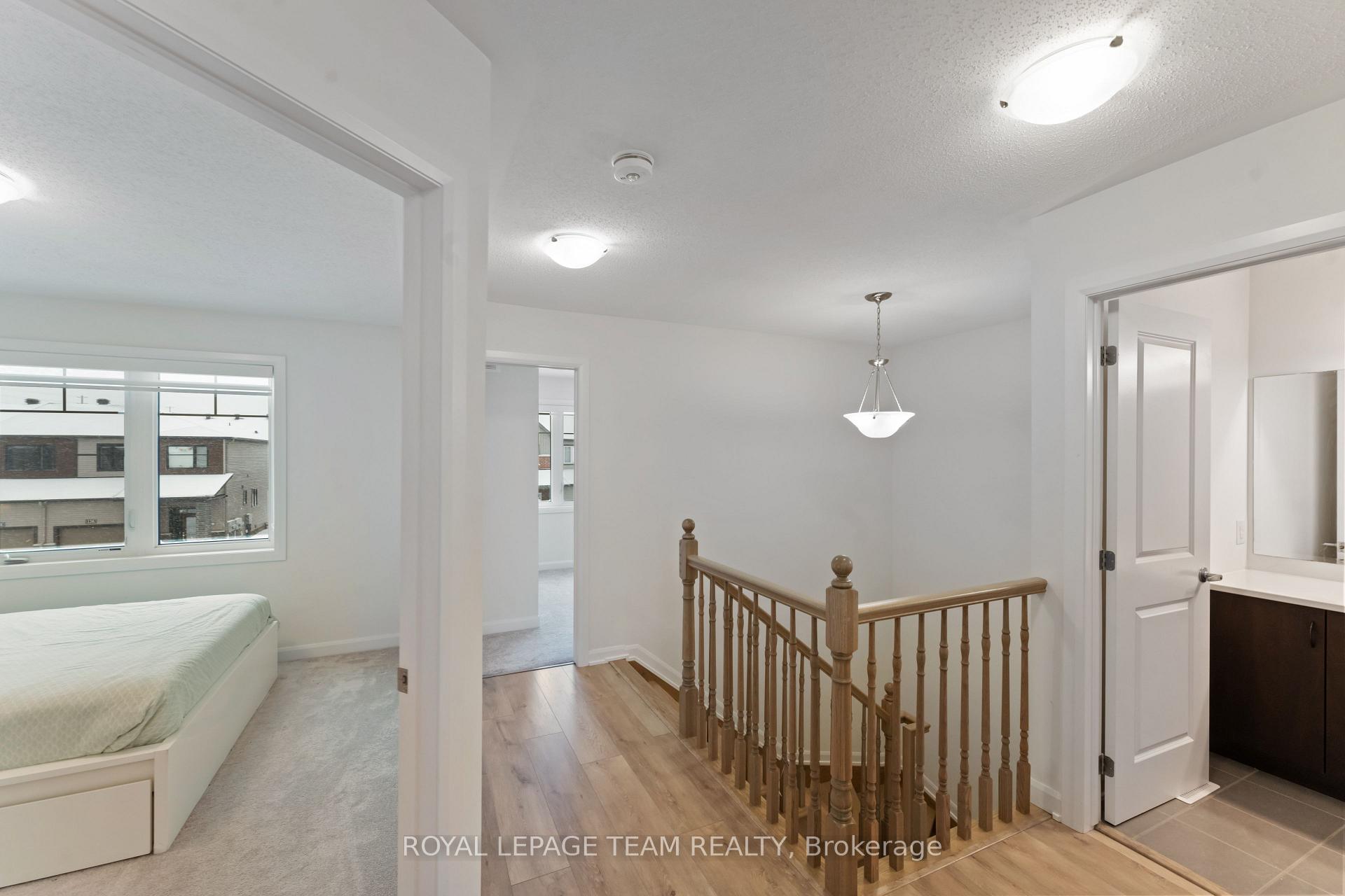 Photo 17 of 141 Maynooth Court, Ottawa, Barrhaven - Half Moon Bay — HOMEH