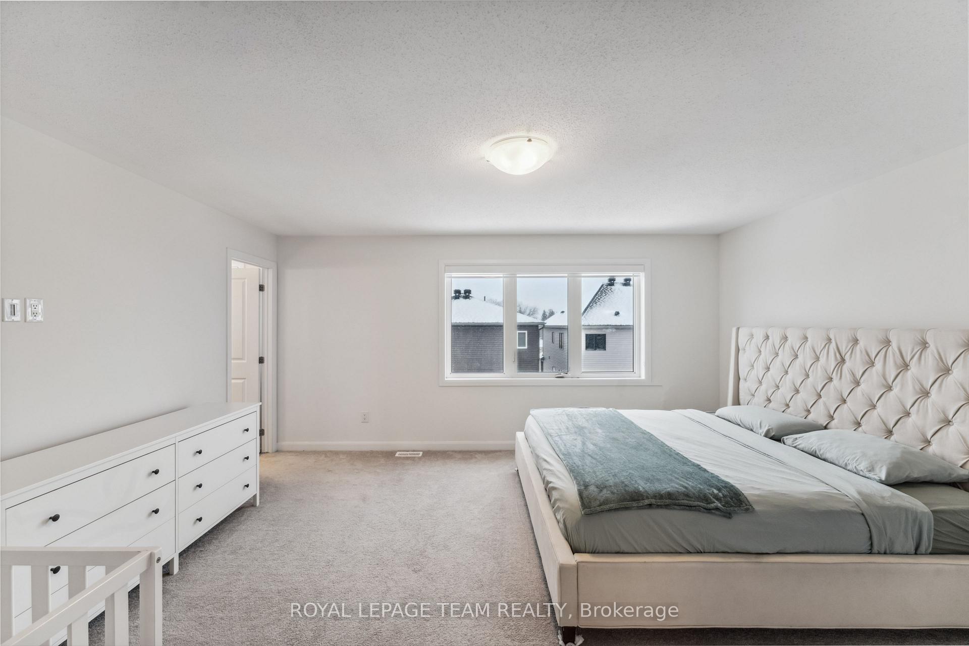 Photo 18 of 141 Maynooth Court, Ottawa, Barrhaven - Half Moon Bay — HOMEH