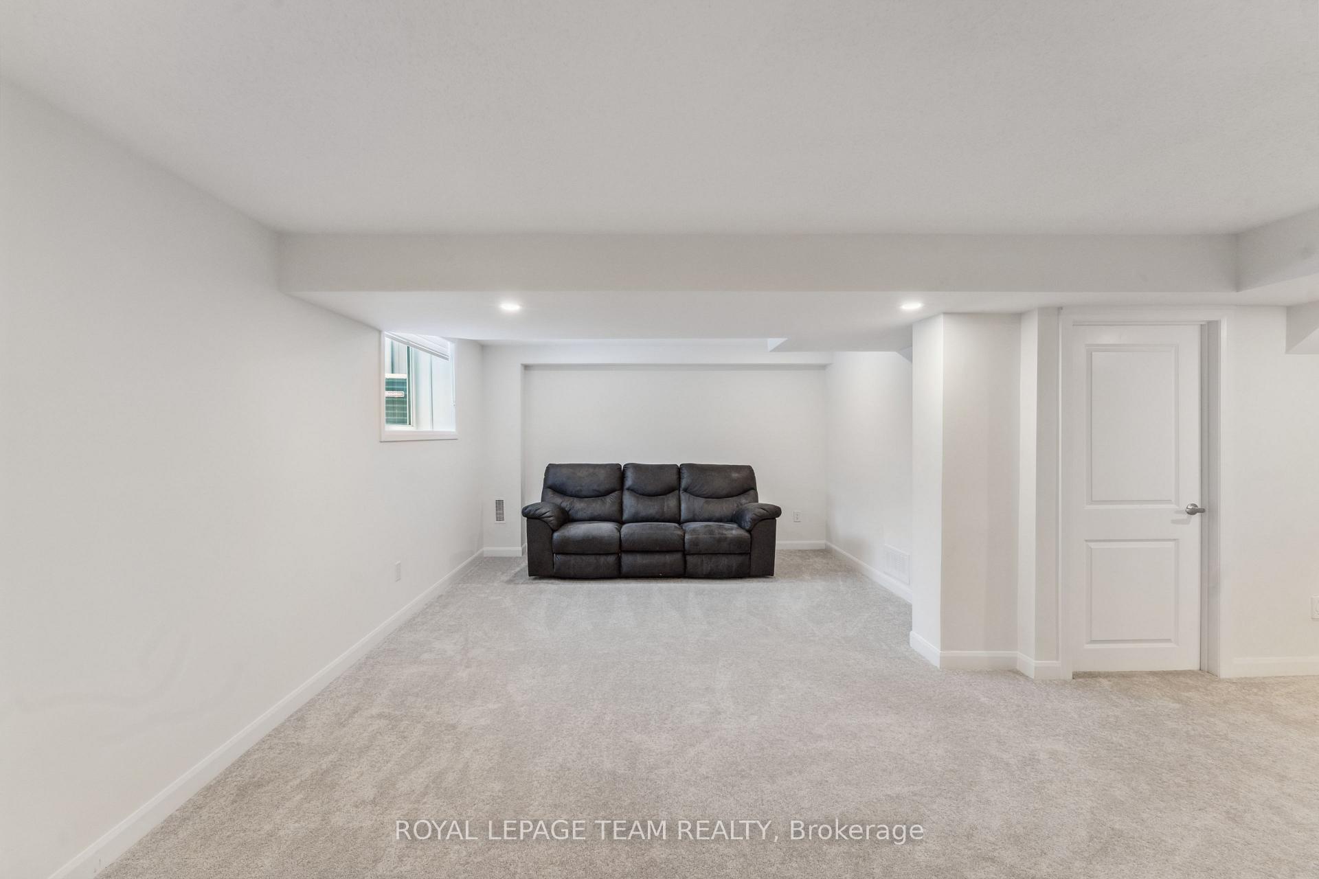 Photo 31 of 141 Maynooth Court, Ottawa, Barrhaven - Half Moon Bay — HOMEH