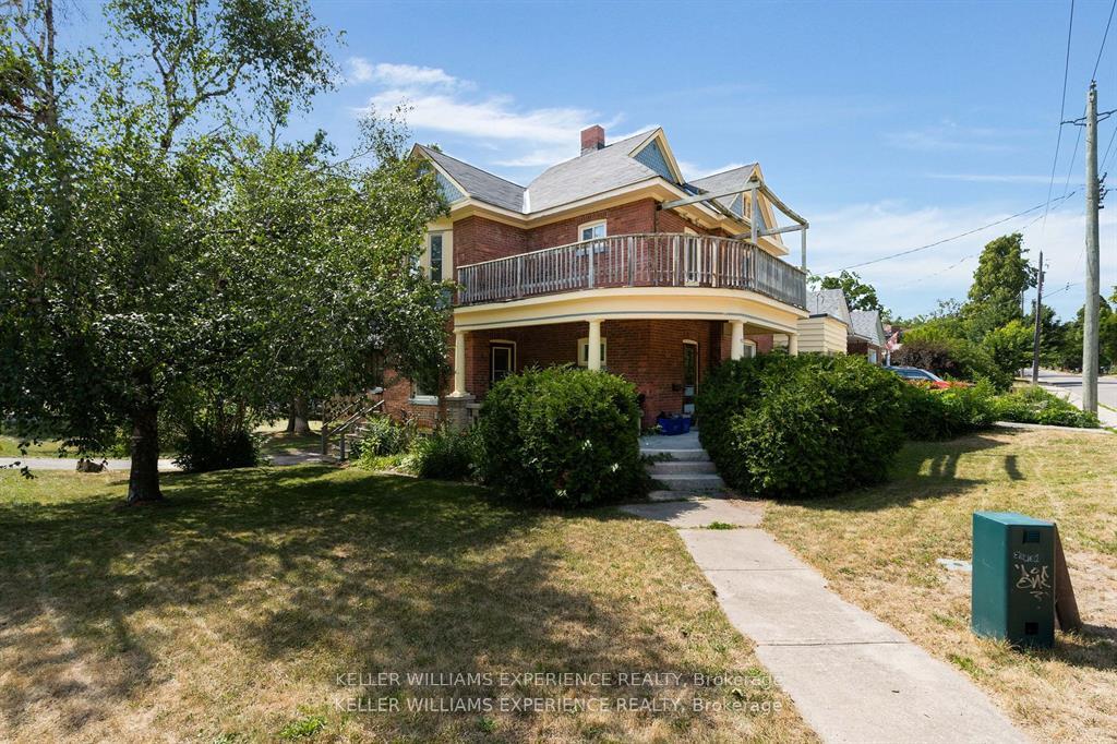 Photo 1 of 134 Owen Street, Barrie, Wellington — HOMEH