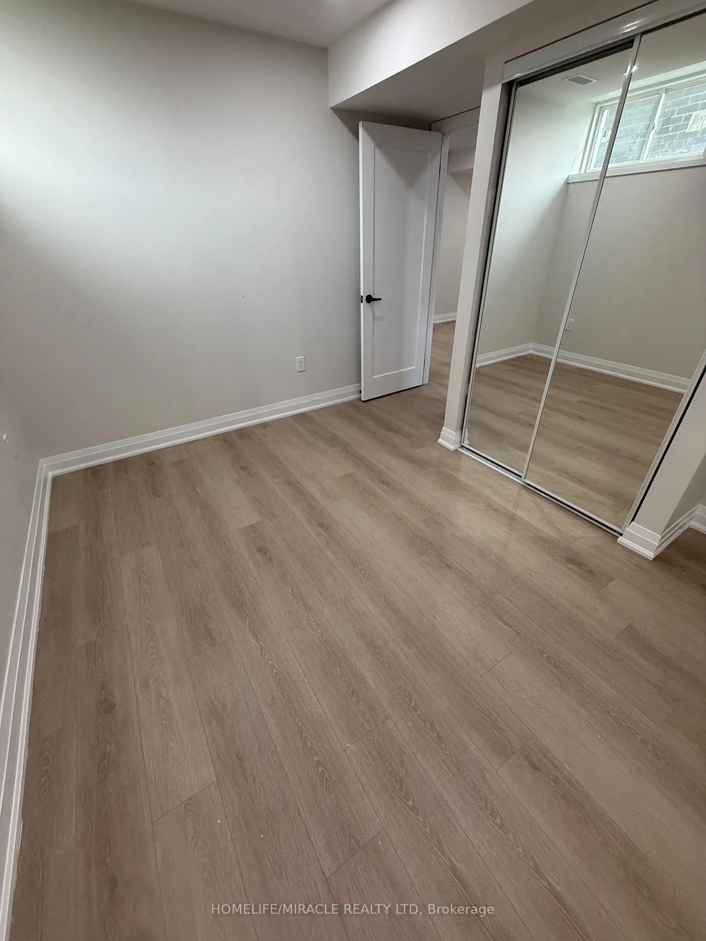 Photo 34 of 10 Trellanock Road, Brampton, Bram West — HOMEH