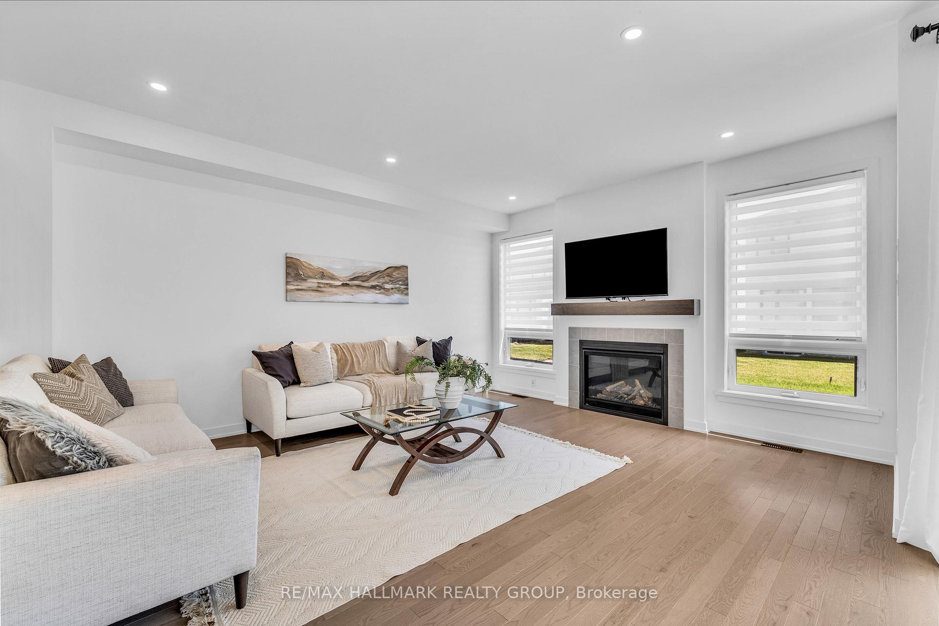 Photo 19 of 796 Chorus Drive, Ottawa, Riverside South/Gloucester Glen — HOMEH