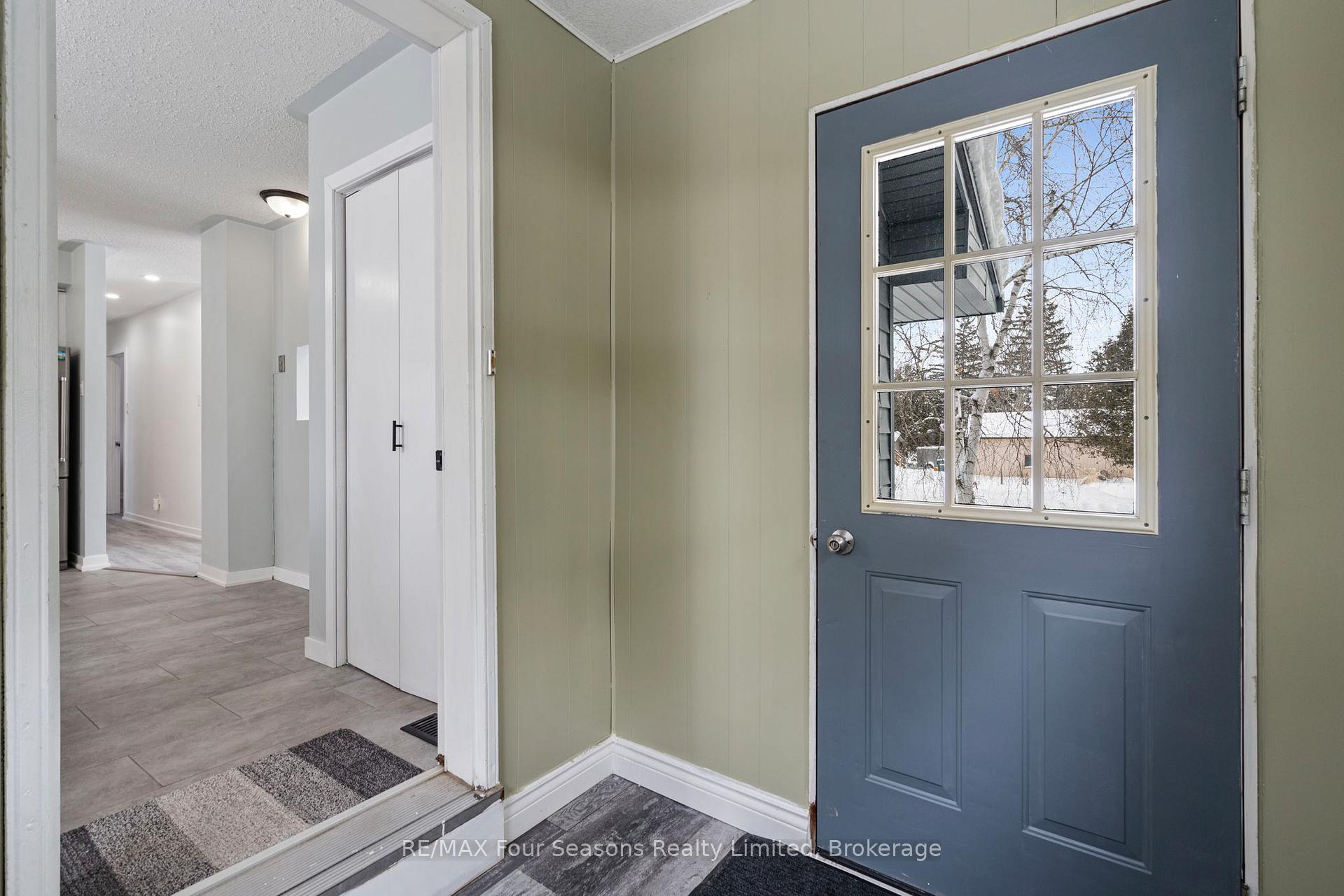 Photo 18 of 199 Sutherland Street S, Clearview, Stayner — HOMEH