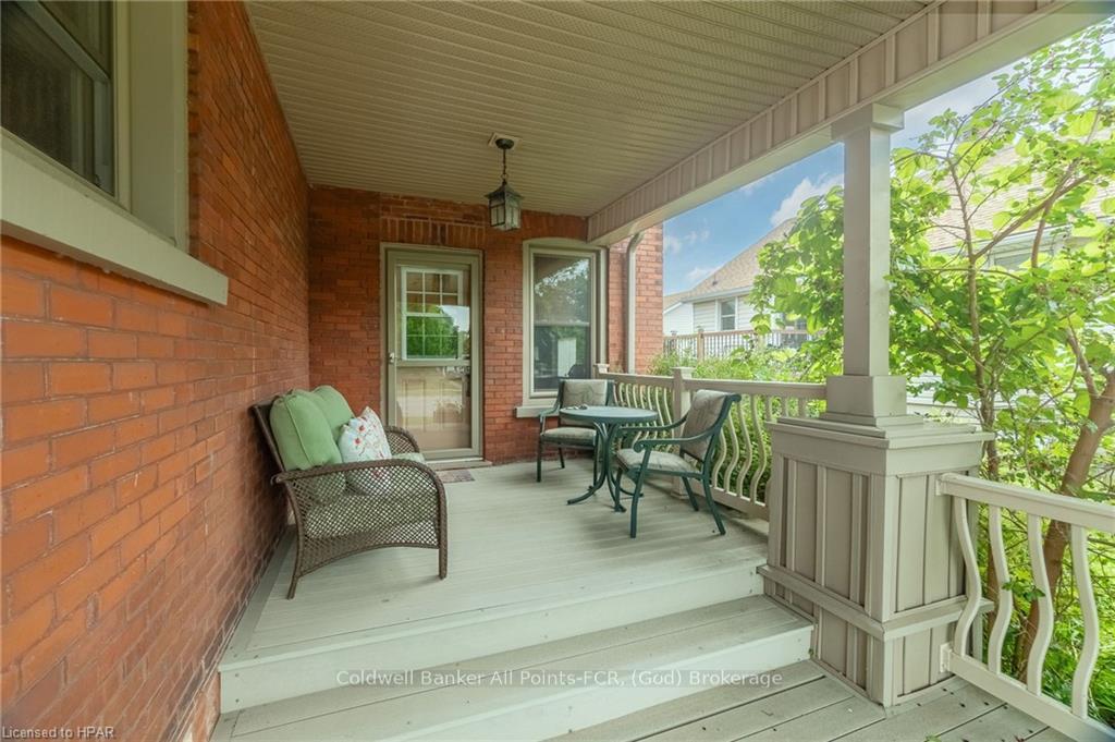 Photo 8 of 97 Elgin Avenue E, Goderich, Goderich (Town) — HOMEH