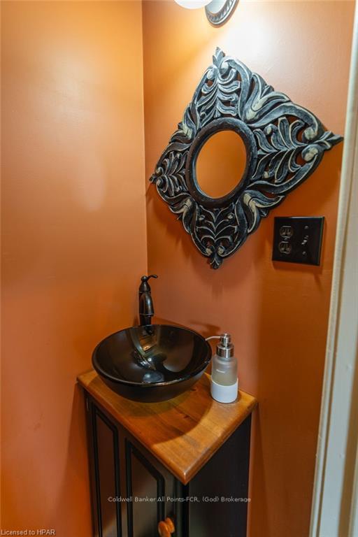 Photo 18 of 97 Elgin Avenue E, Goderich, Goderich (Town) — HOMEH