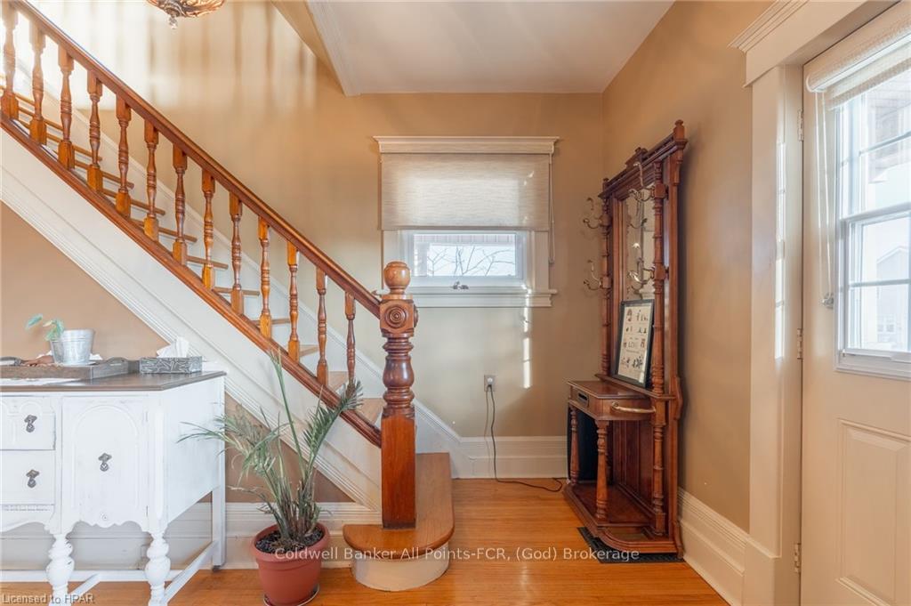 Photo 22 of 97 Elgin Avenue E, Goderich, Goderich (Town) — HOMEH