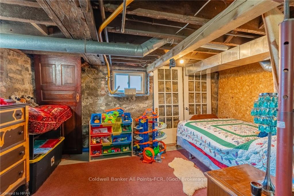 Photo 33 of 97 Elgin Avenue E, Goderich, Goderich (Town) — HOMEH