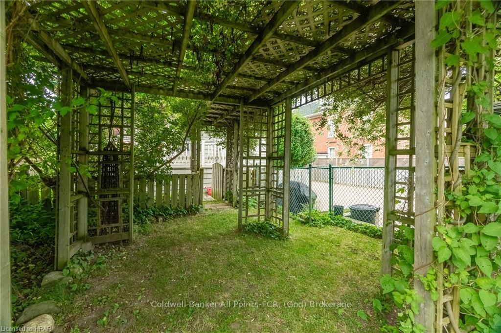 Photo 44 of 97 Elgin Avenue E, Goderich, Goderich (Town) — HOMEH