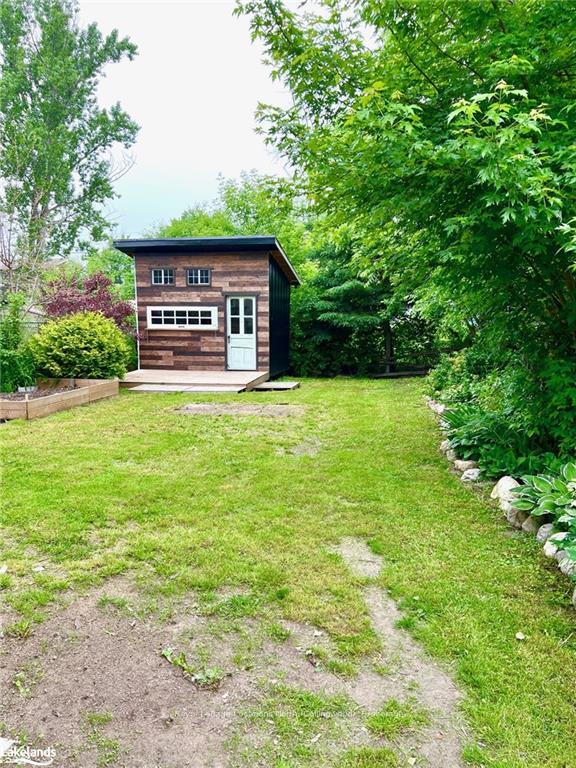 Photo 4 of 42 Courtice Crescent, Collingwood — HOMEH