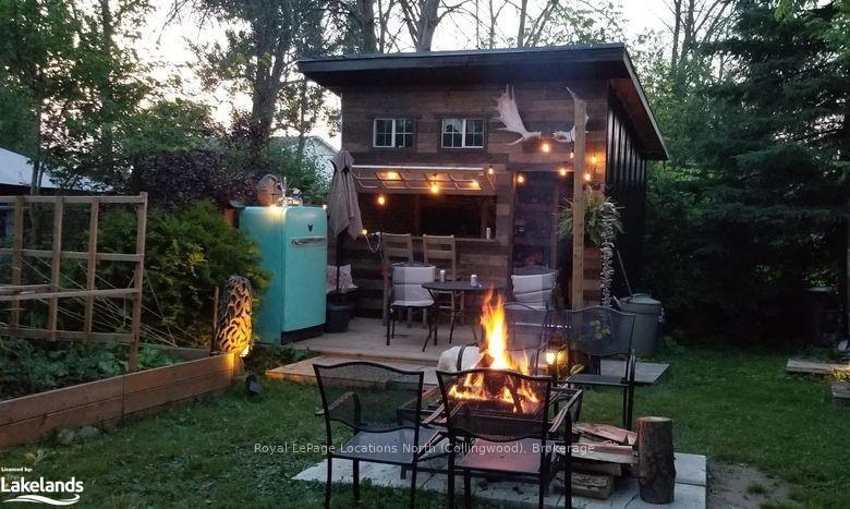 Photo 6 of 42 Courtice Crescent, Collingwood — HOMEH