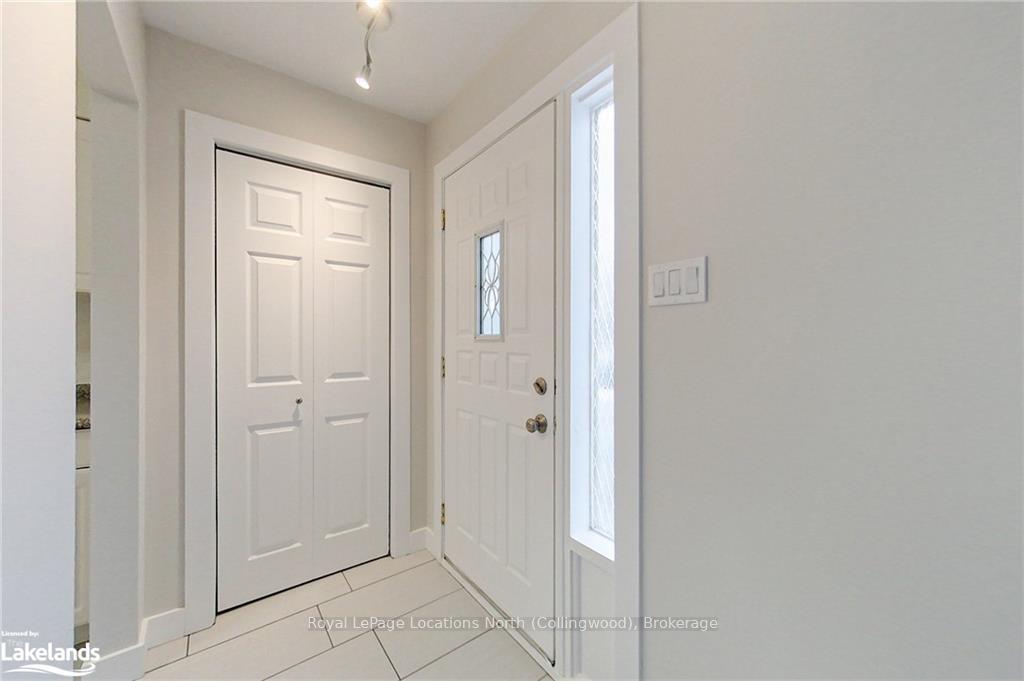 Photo 15 of 42 Courtice Crescent, Collingwood — HOMEH