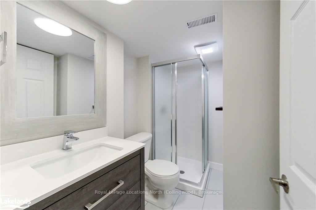 Photo 25 of 42 Courtice Crescent, Collingwood — HOMEH