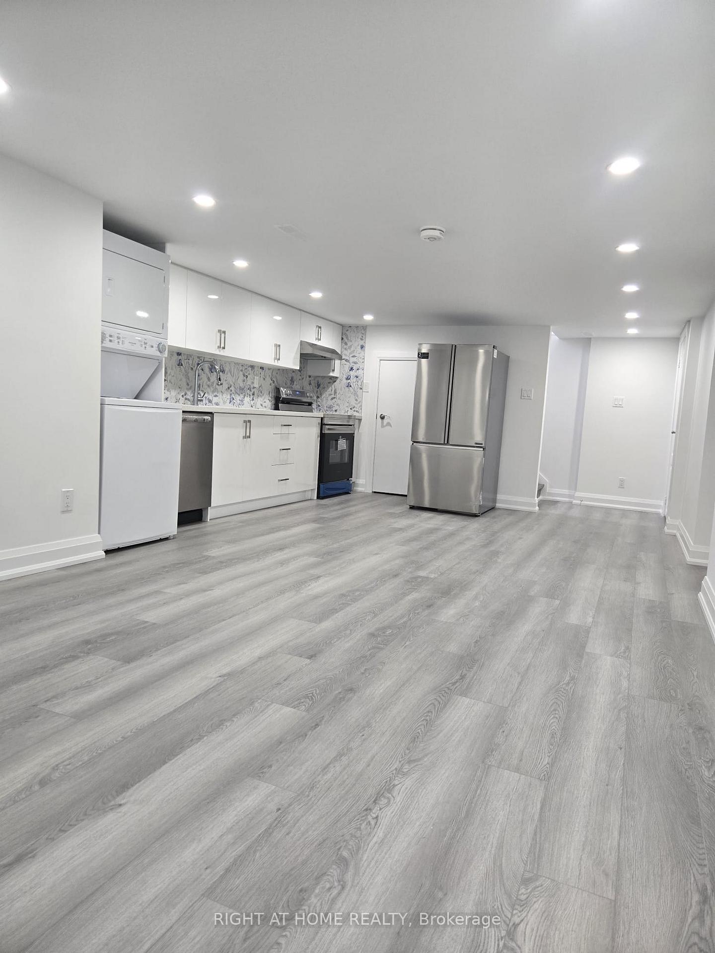 Photo 15 of 26 Olive Street, Grimsby, Grimsby Beach — HOMEH