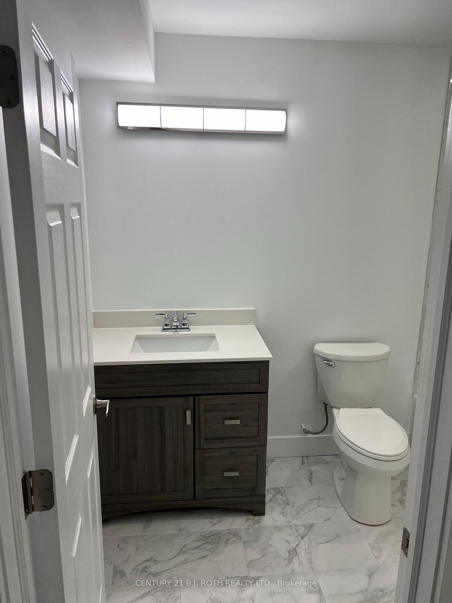 Photo 12 of Unit 3, 108 Maple Avenue, Barrie, Queen's Park — HOMEH