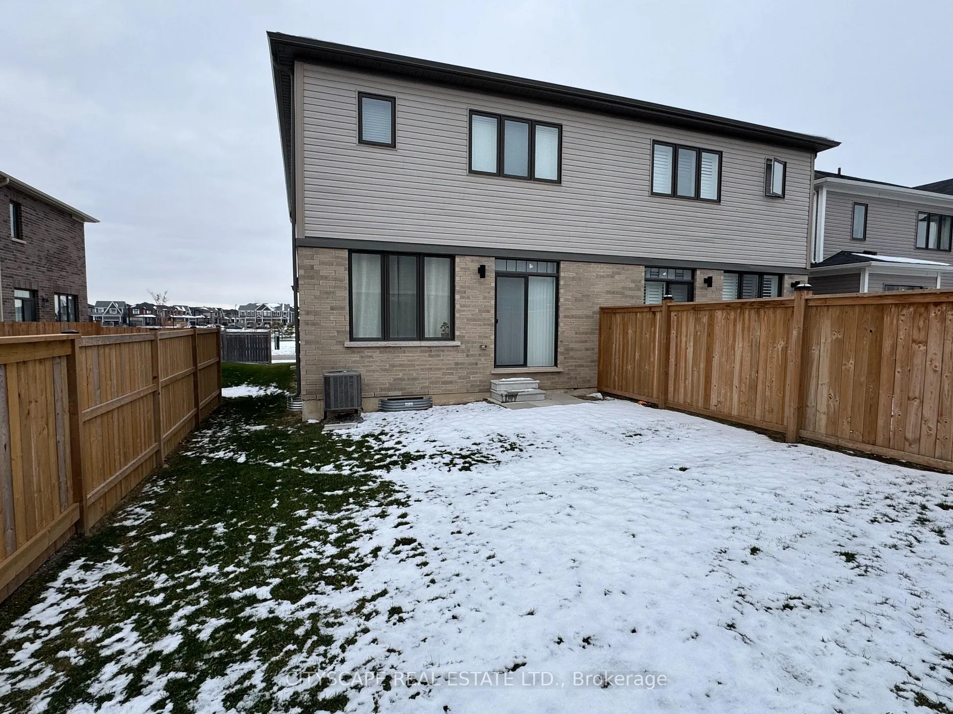 Photo 307 of 50 Whithorn Crescent, Haldimand — HOMEH