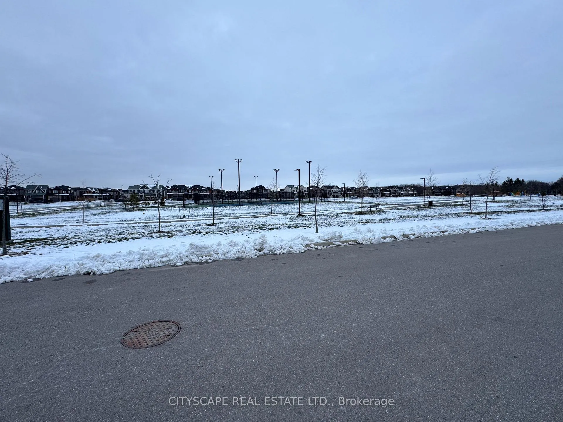 Photo 322 of 50 Whithorn Crescent, Haldimand — HOMEH