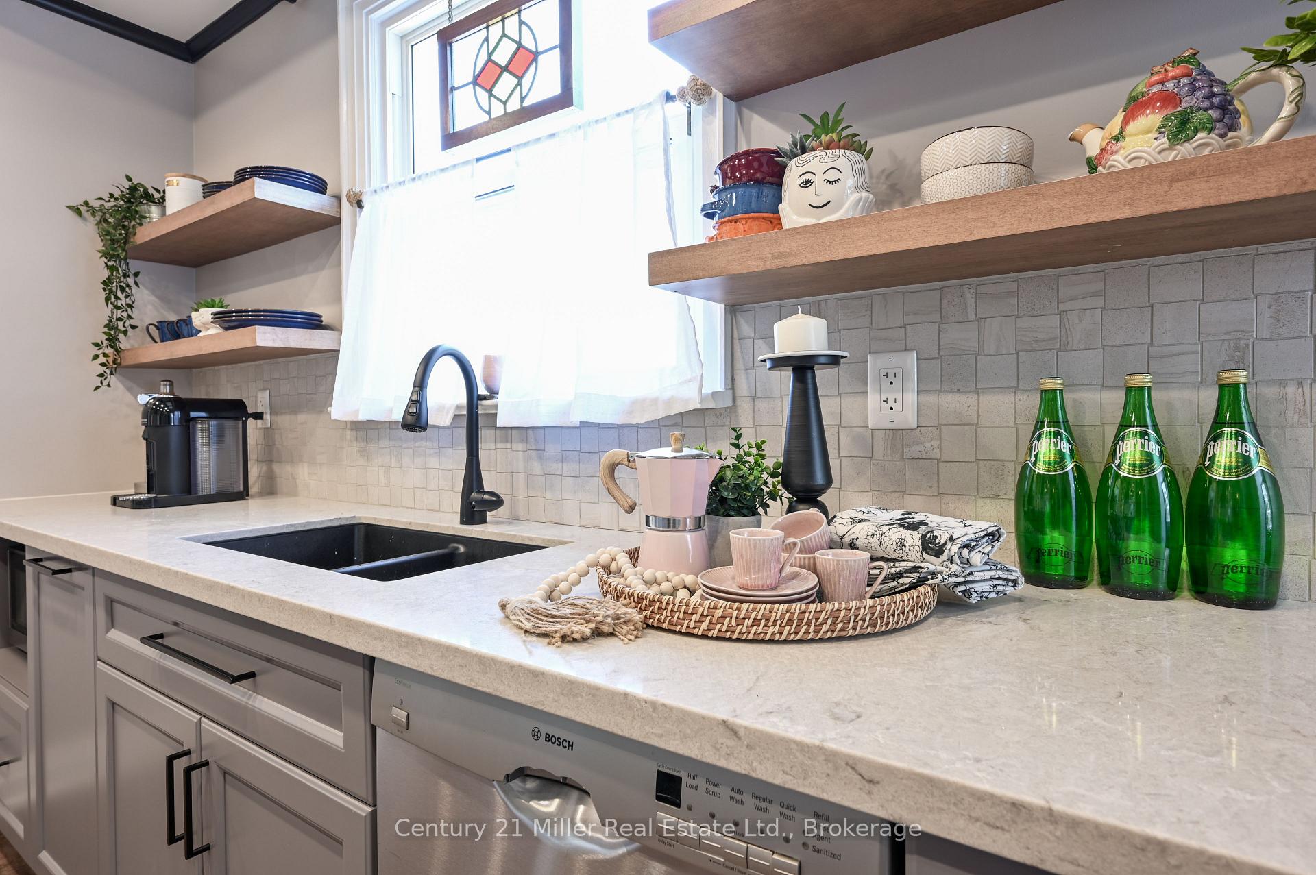 Photo 7 of 179 Townsend Avenue, Burlington, LaSalle — HOMEH