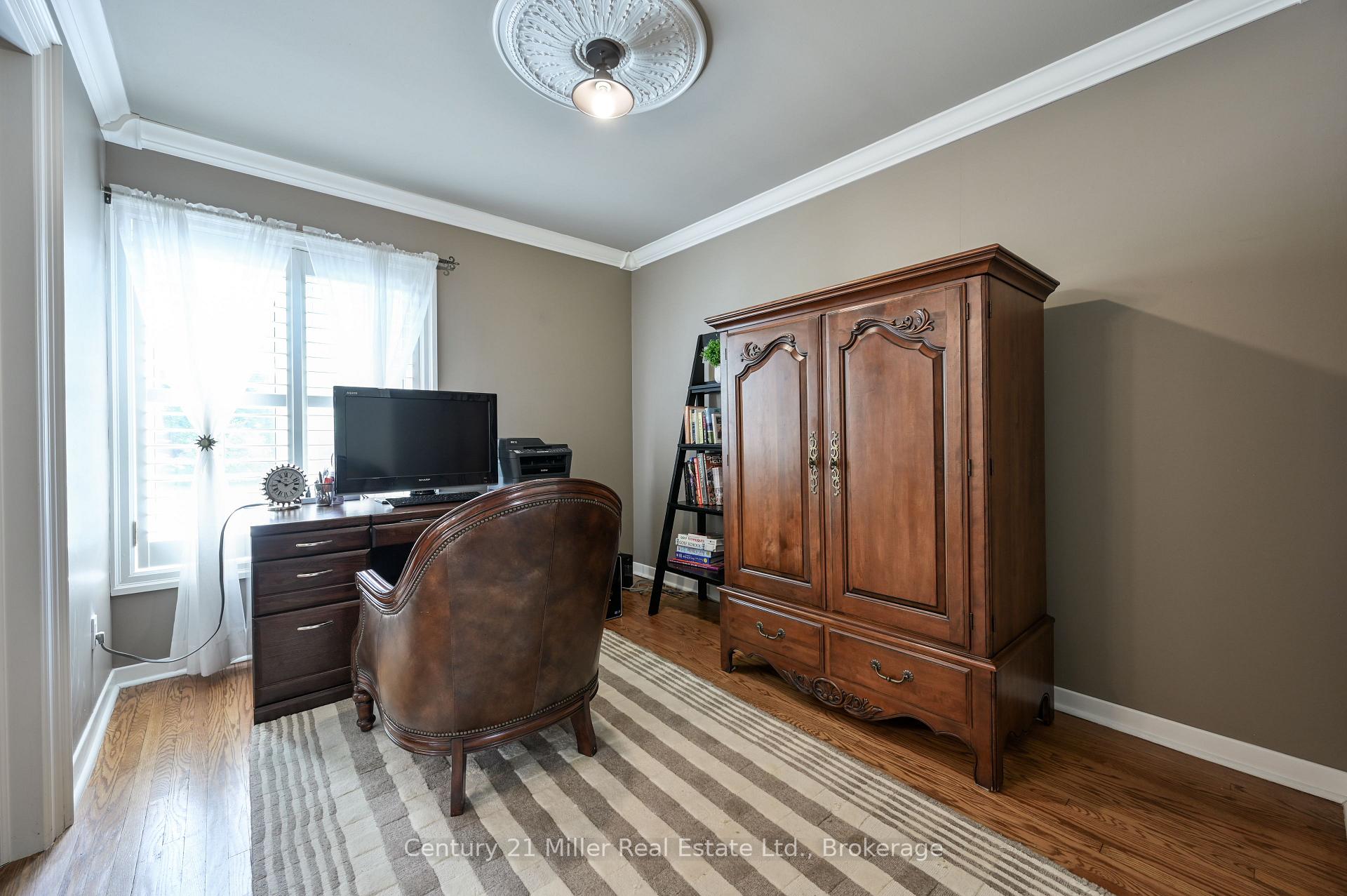 Photo 5 of 179 Townsend Avenue, Burlington, LaSalle — HOMEH
