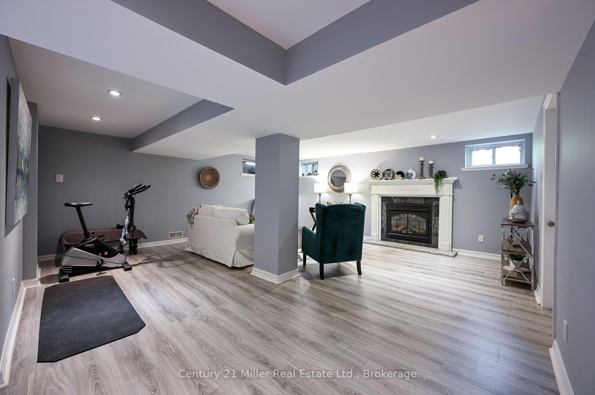Photo 17 of 179 Townsend Avenue, Burlington, LaSalle — HOMEH