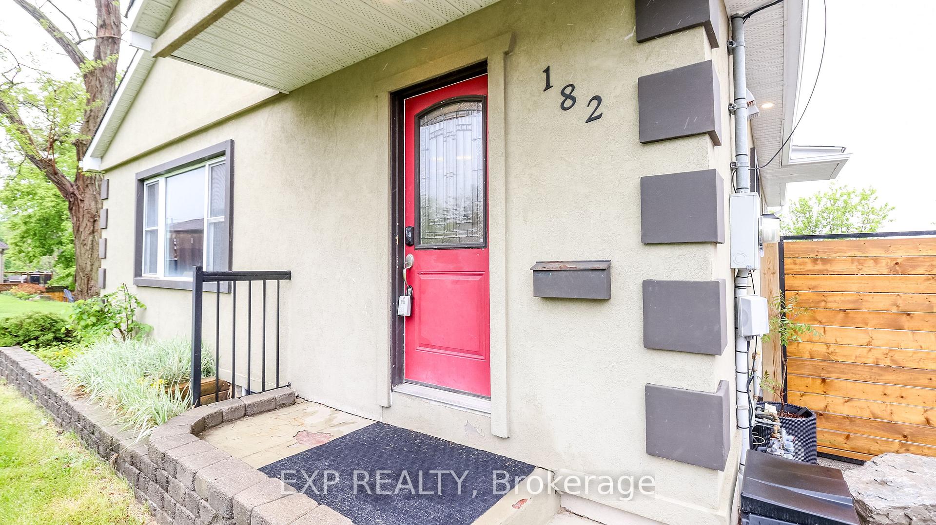 Photo 3 of 182 Ardagh Road, Barrie, Ardagh — HOMEH