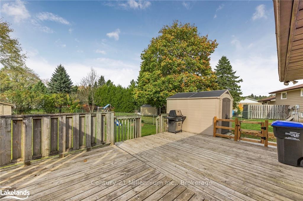 Photo 24 of 230 Christopher Street, Clearview, Stayner — HOMEH