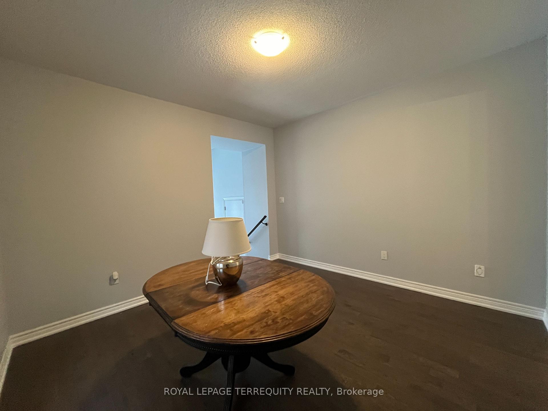 Photo 4 of 46 Pietrowski Drive, Georgina, Keswick North — HOMEH