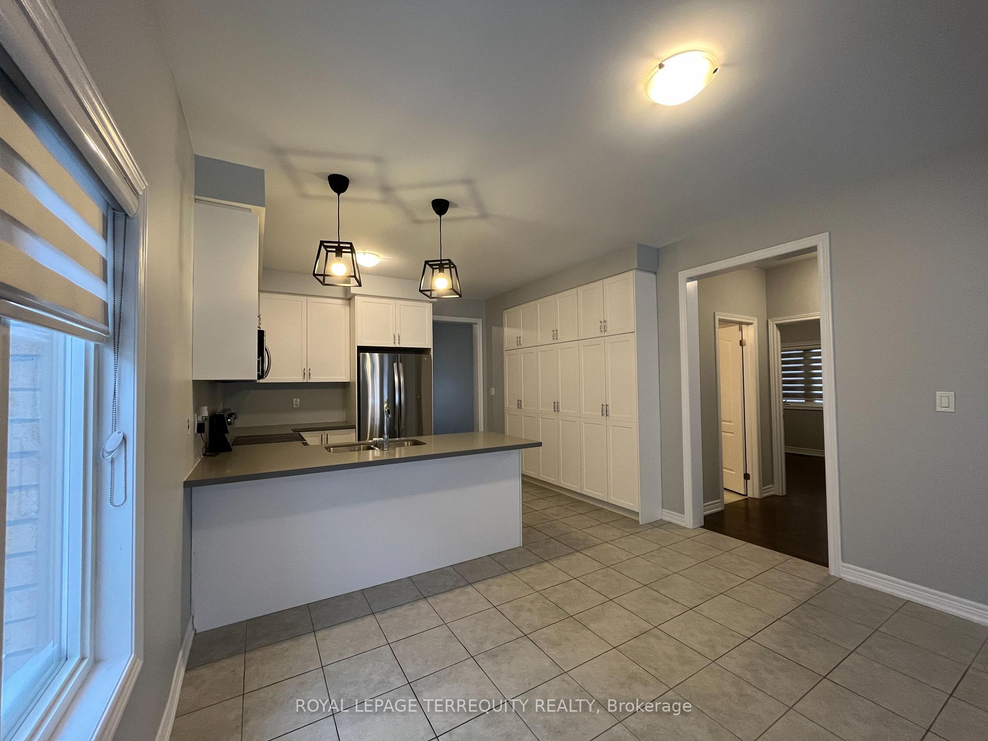 Photo 10 of 46 Pietrowski Drive, Georgina, Keswick North — HOMEH