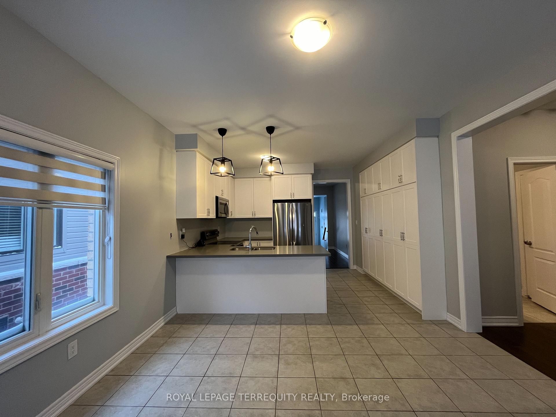 Photo 13 of 46 Pietrowski Drive, Georgina, Keswick North — HOMEH