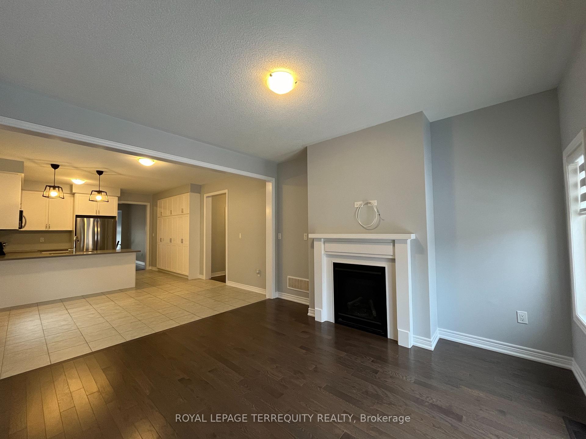 Photo 16 of 46 Pietrowski Drive, Georgina, Keswick North — HOMEH