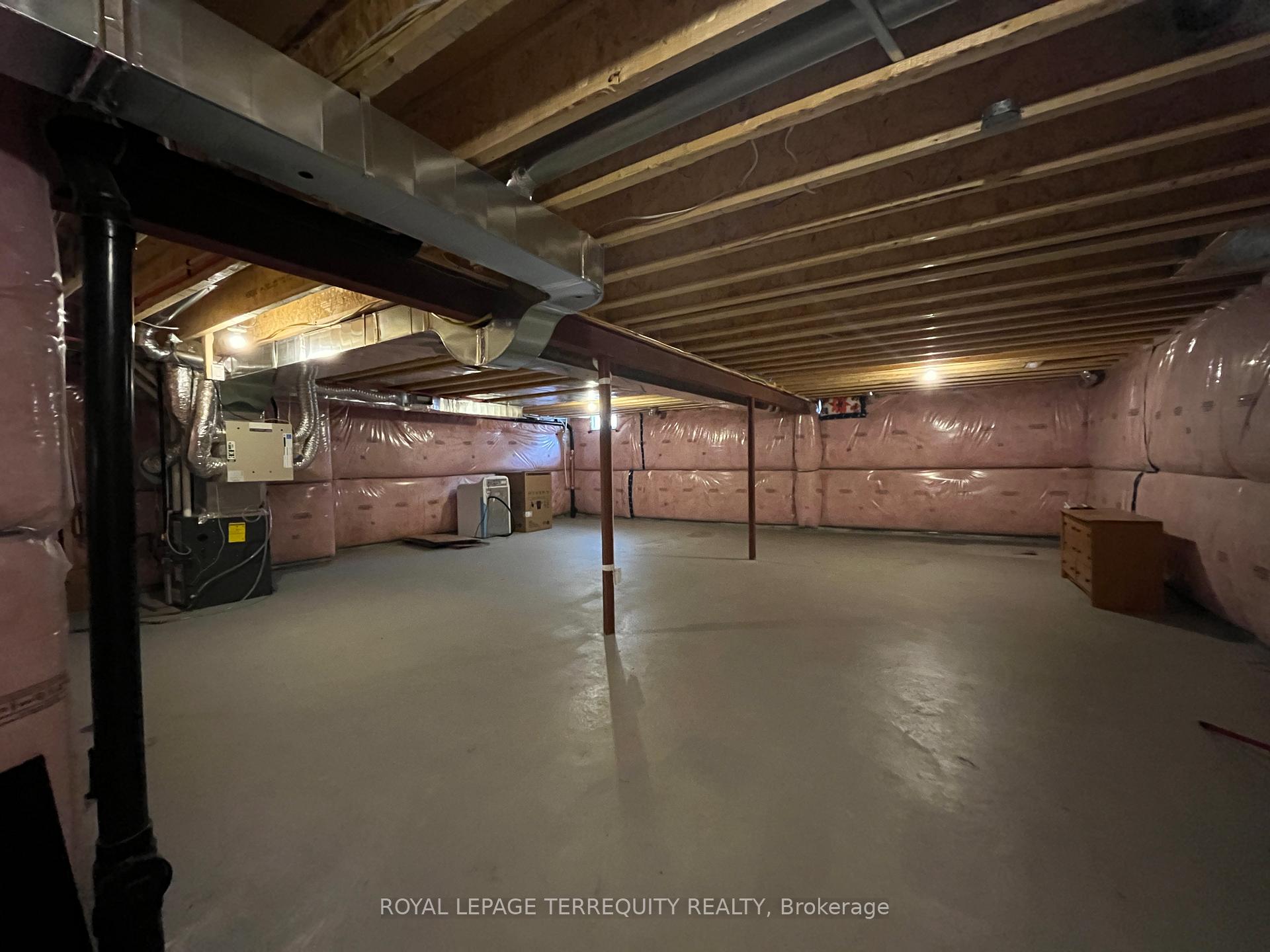 Photo 29 of 46 Pietrowski Drive, Georgina, Keswick North — HOMEH