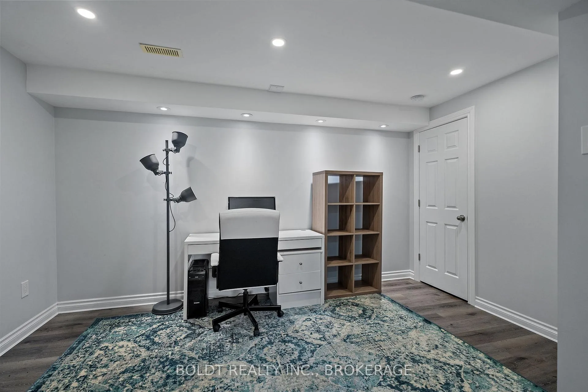 Photo 29 of 8114 Windsong Drive, Niagara Falls, Ascot — HOMEH