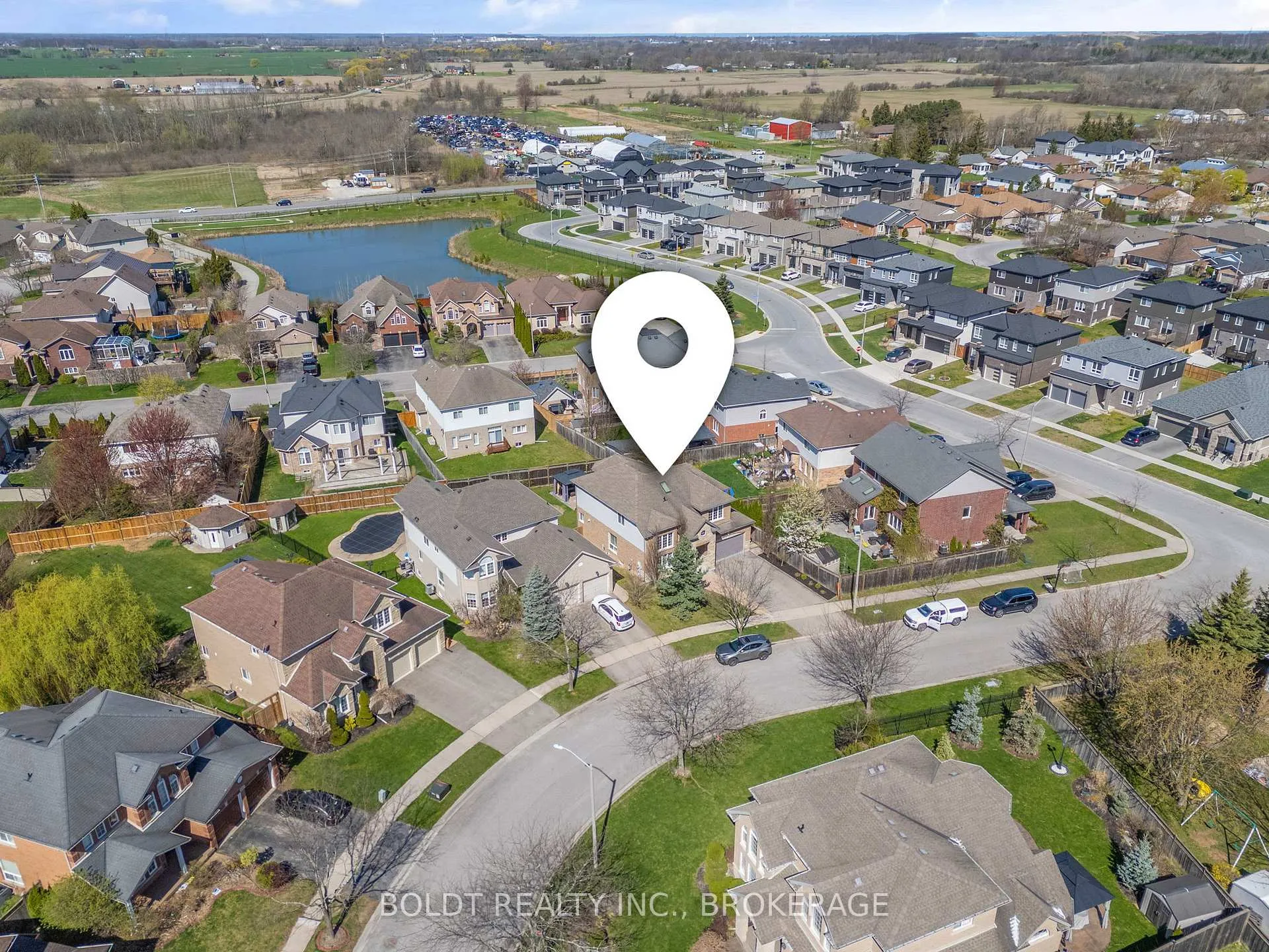 Photo 39 of 8114 Windsong Drive, Niagara Falls, Ascot — HOMEH