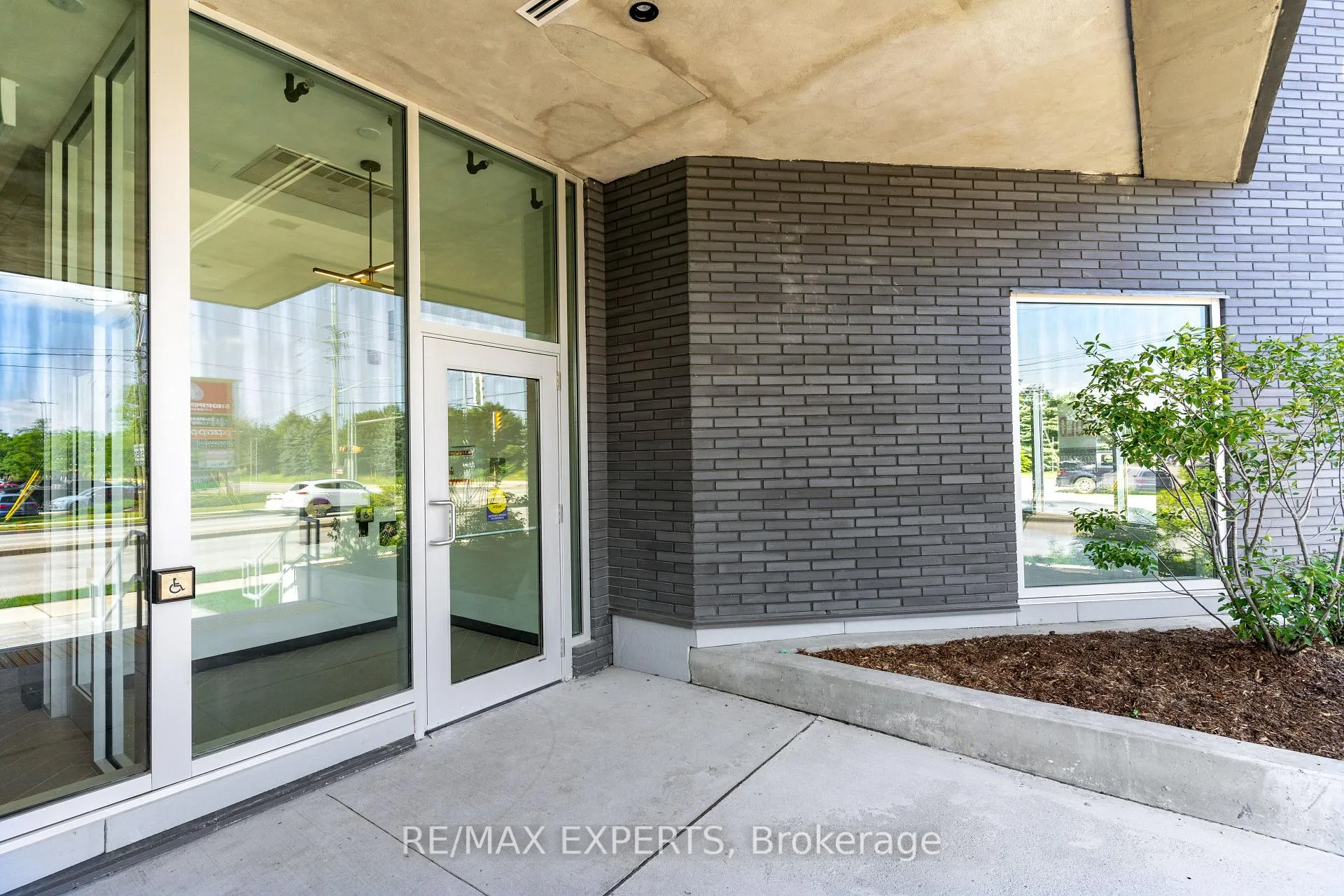 Photo 22 of Unit 420, 430 Essa Road, Barrie, Holly — HOMEH