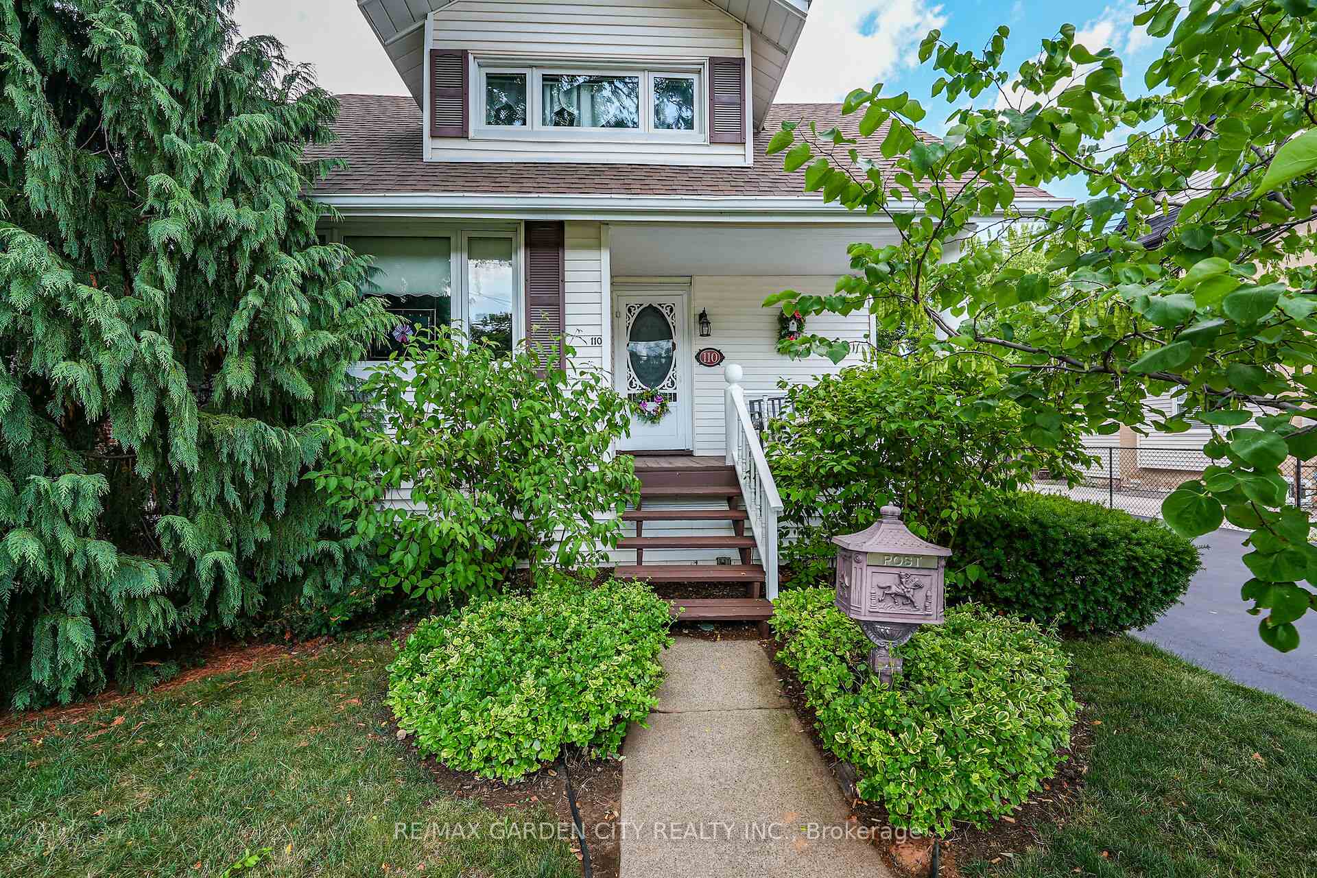 Front of 110 Livingston Avenue