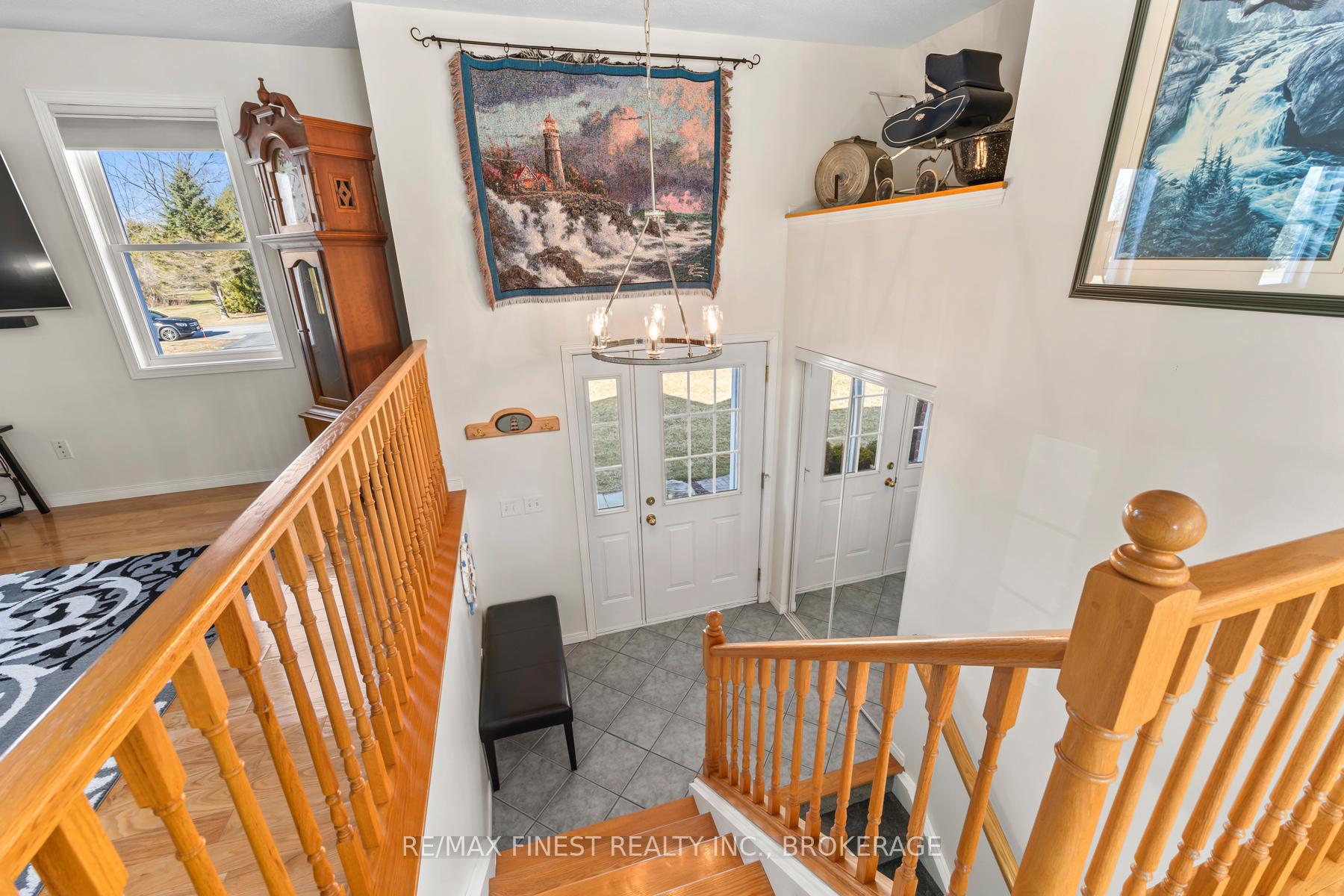 Photo 6 of 4360 Ashwood Drive, Frontenac, Frontenac South — HOMEH