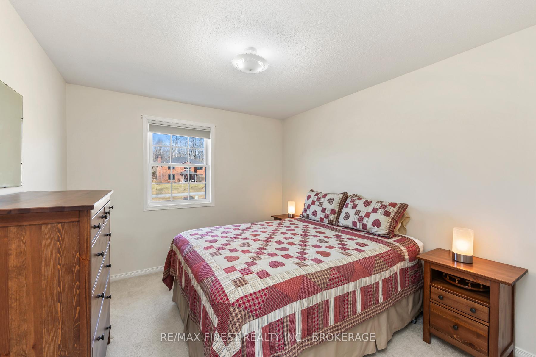 Photo 22 of 4360 Ashwood Drive, Frontenac, Frontenac South — HOMEH