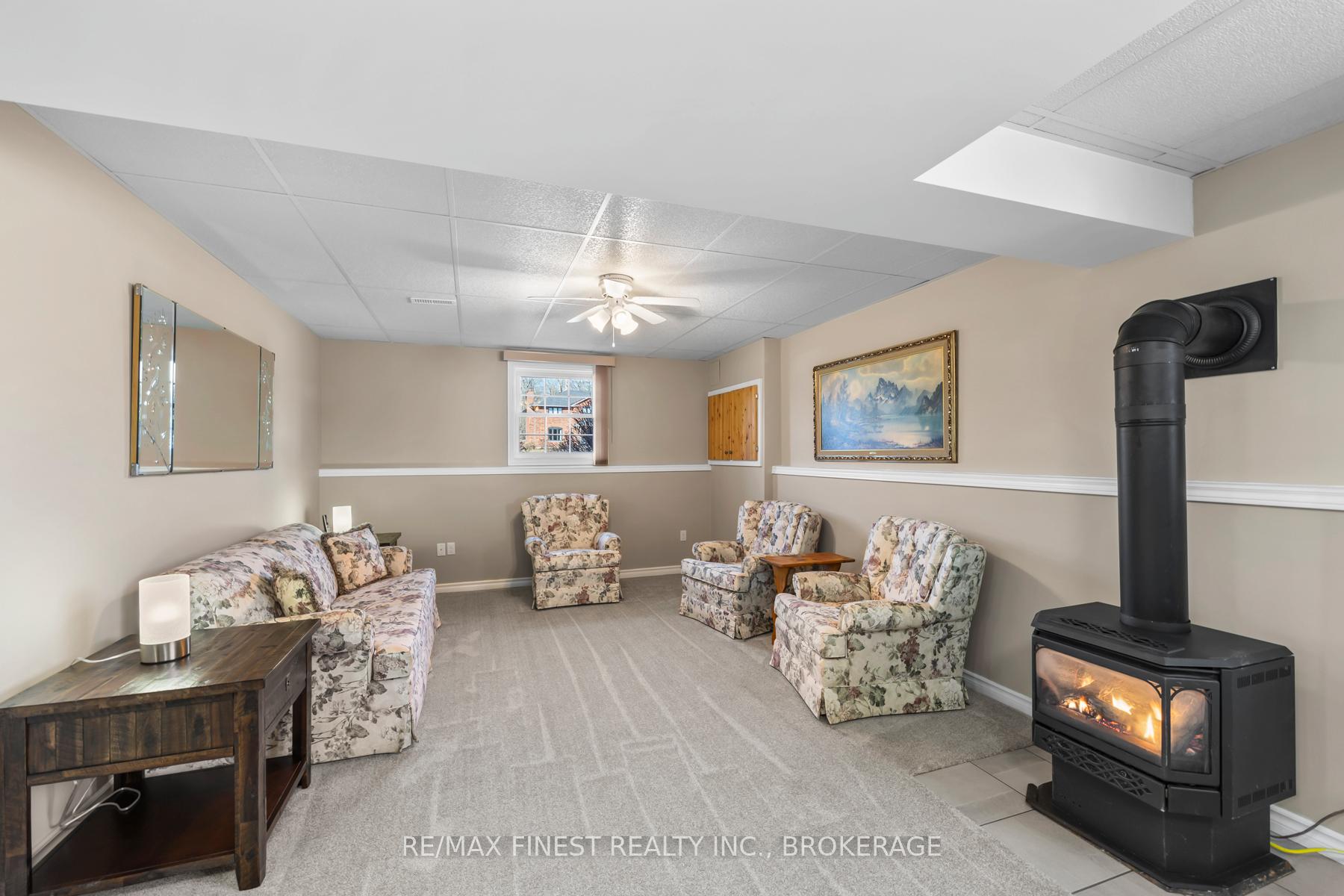 Photo 33 of 4360 Ashwood Drive, Frontenac, Frontenac South — HOMEH