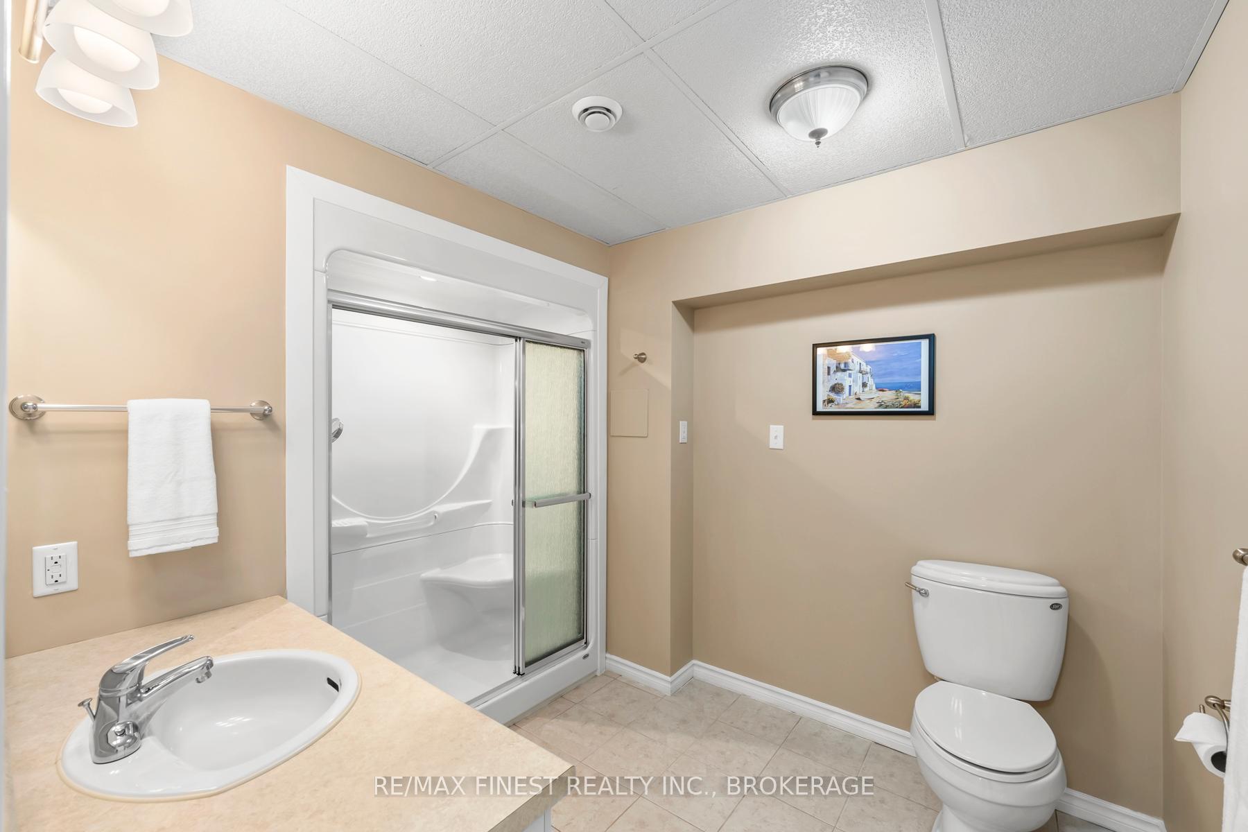 Photo 37 of 4360 Ashwood Drive, Frontenac, Frontenac South — HOMEH