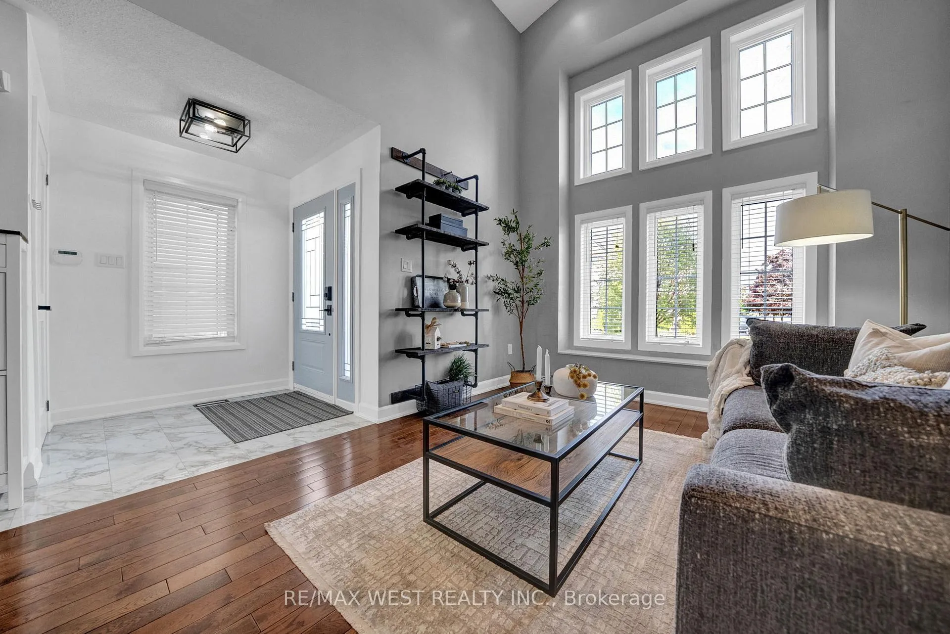 Photo 5 of 1436 Bridgeport Street, Oshawa, Taunton — HOMEH