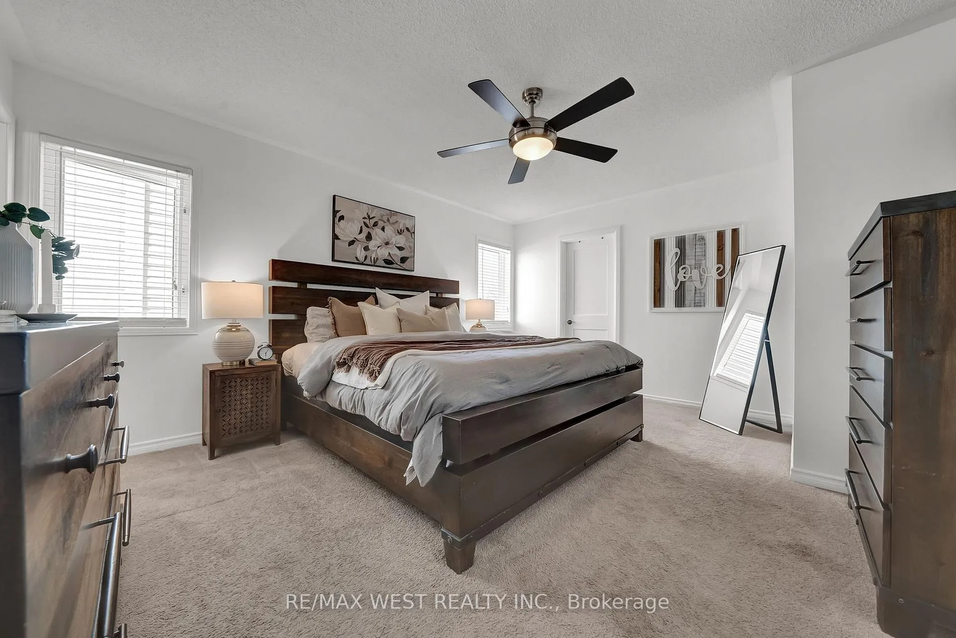 Photo 19 of 1436 Bridgeport Street, Oshawa, Taunton — HOMEH
